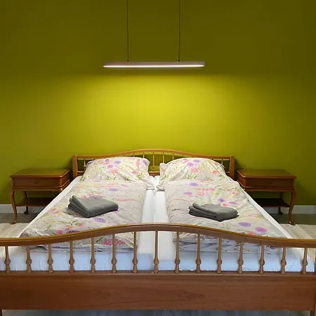 Mit 2 Schlafzimmern Und Terrasse Halle (Westfalen)