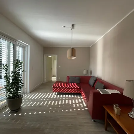 Mit 2 Schlafzimmern Und Terrasse * Halle (Westfalen)