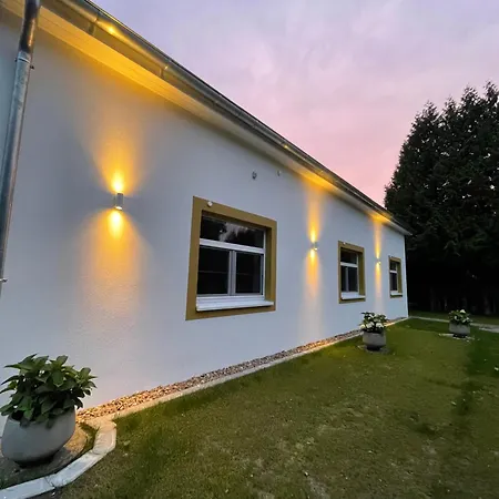 Mit 2 Schlafzimmern Und Terrasse Lejlighed