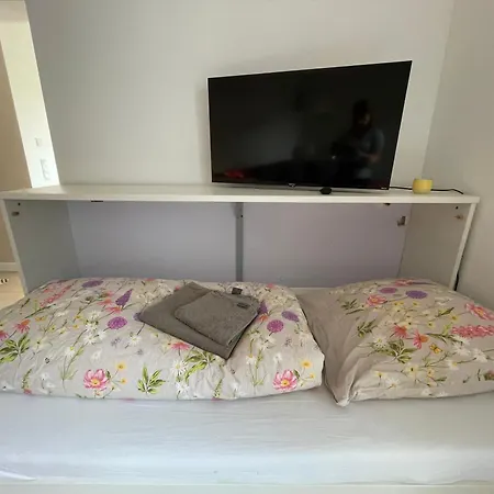 Апартаменты Mit 2 Schlafzimmern Und Terrasse *