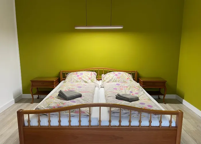 Mit 2 Schlafzimmern Und Terrasse Lichtenau/Westfalen