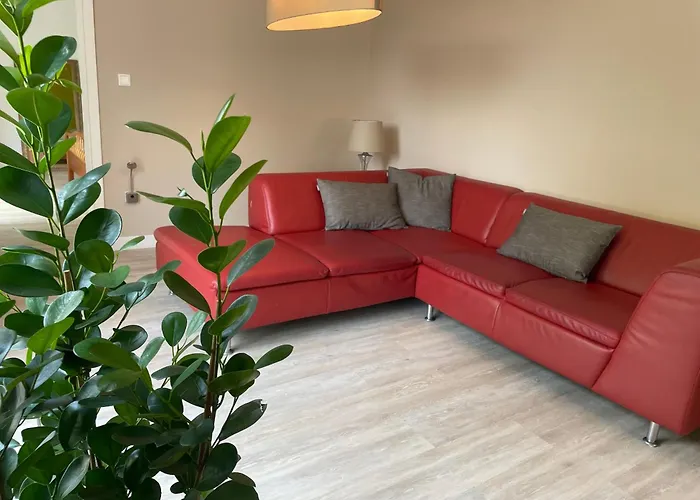 Mit 2 Schlafzimmern Und Terrasse Daire *