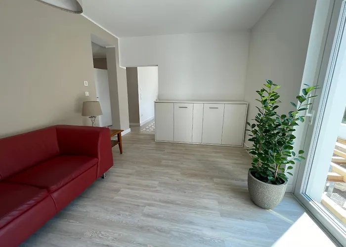 Mit 2 Schlafzimmern Und Terrasse Daire Halle (Westfalen)